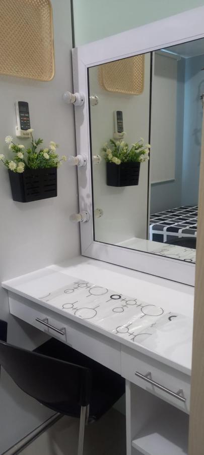 Smdc Jazz Mall 2 Combine Unit With 3 Br Makati City Exteriér fotografie
